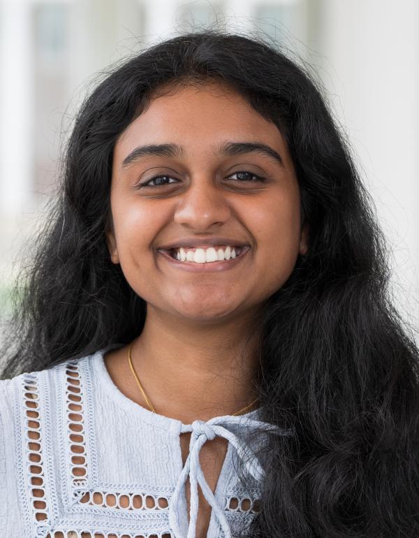 Srihitha Akula headshot