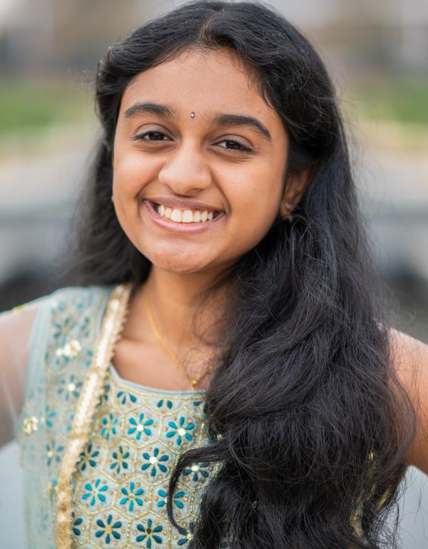 Srihitha Akula Headshot